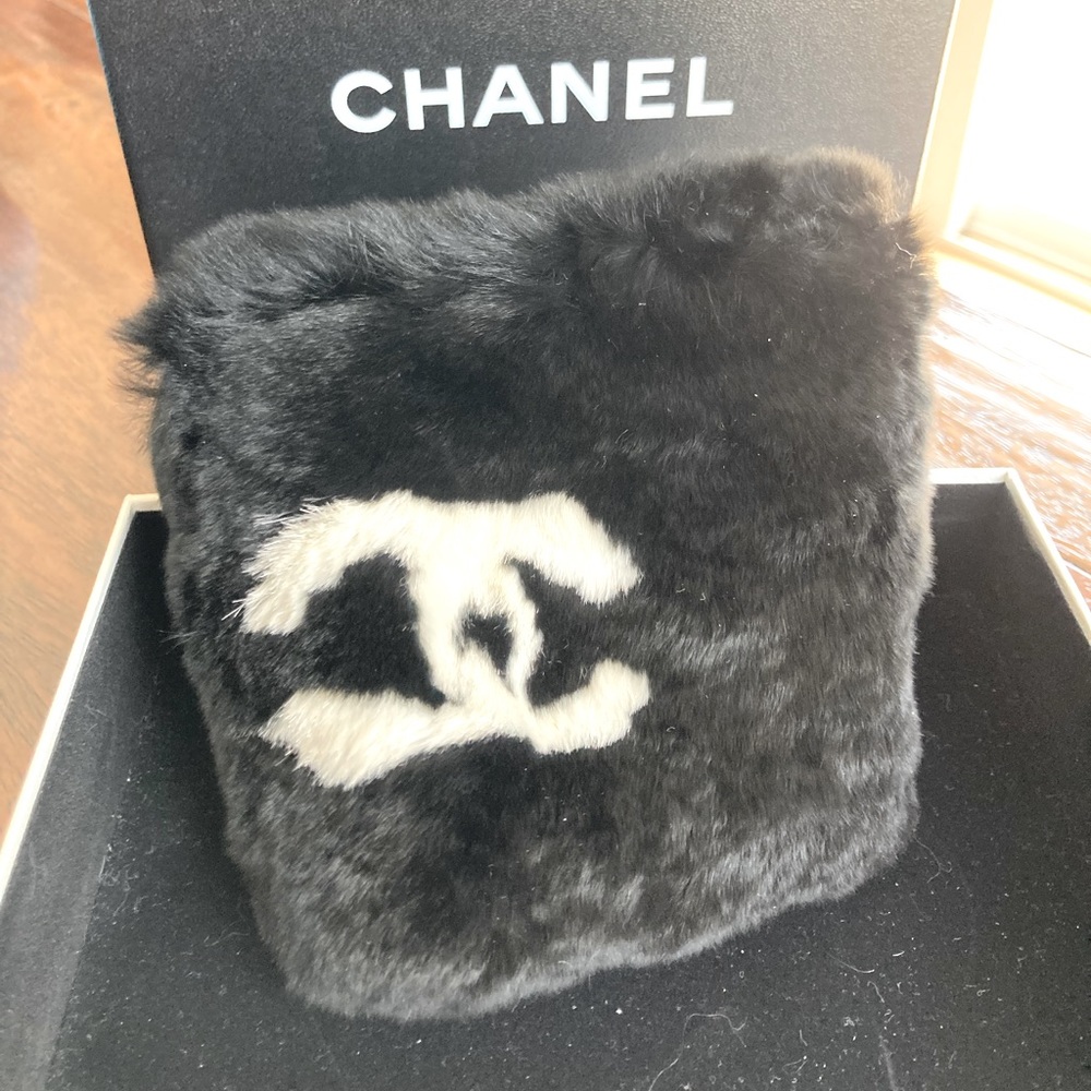CHANEL BLACK/WHITE LOGO FUR CUFF BRACELET!